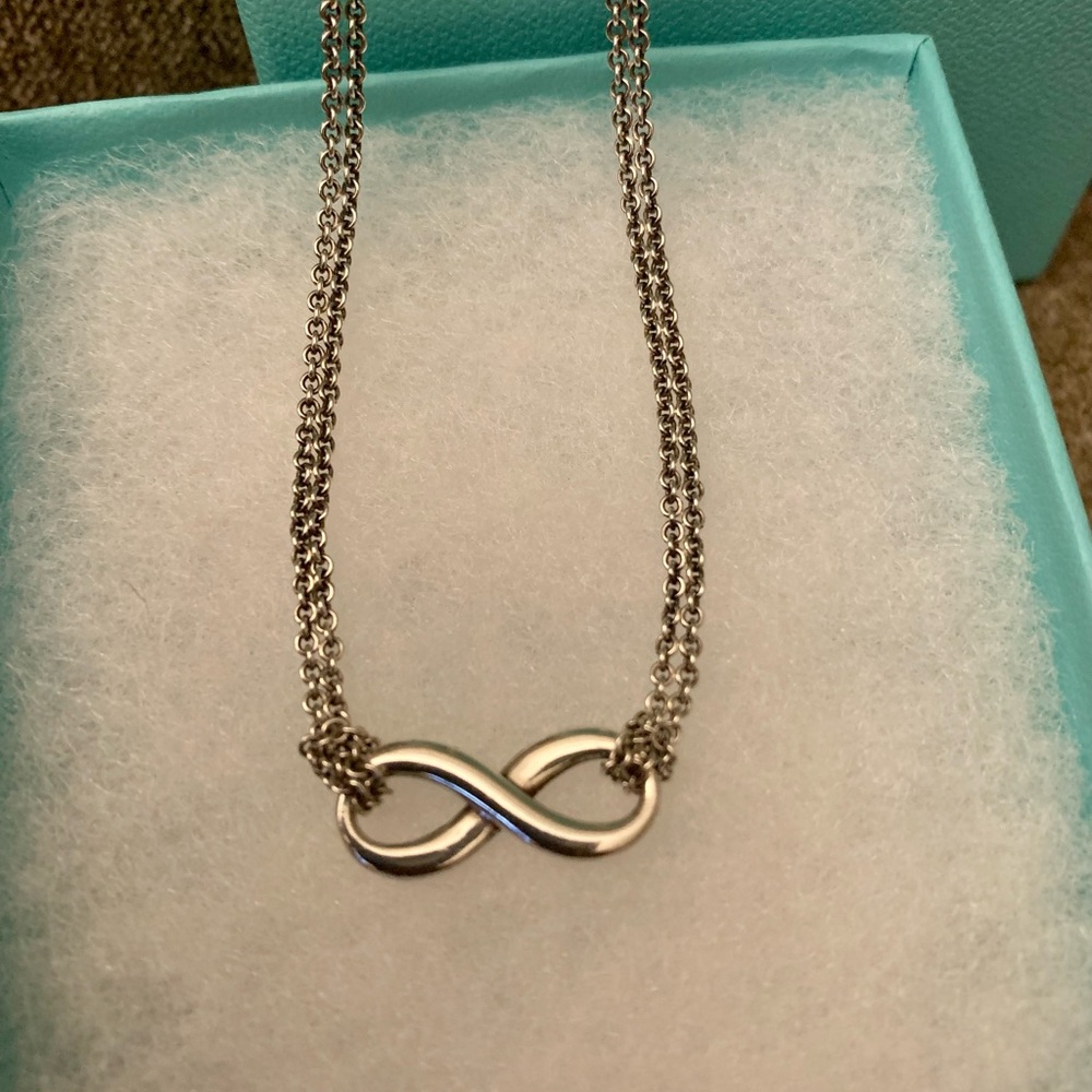 Tiffany & Co. double chain infinity 16” necklace